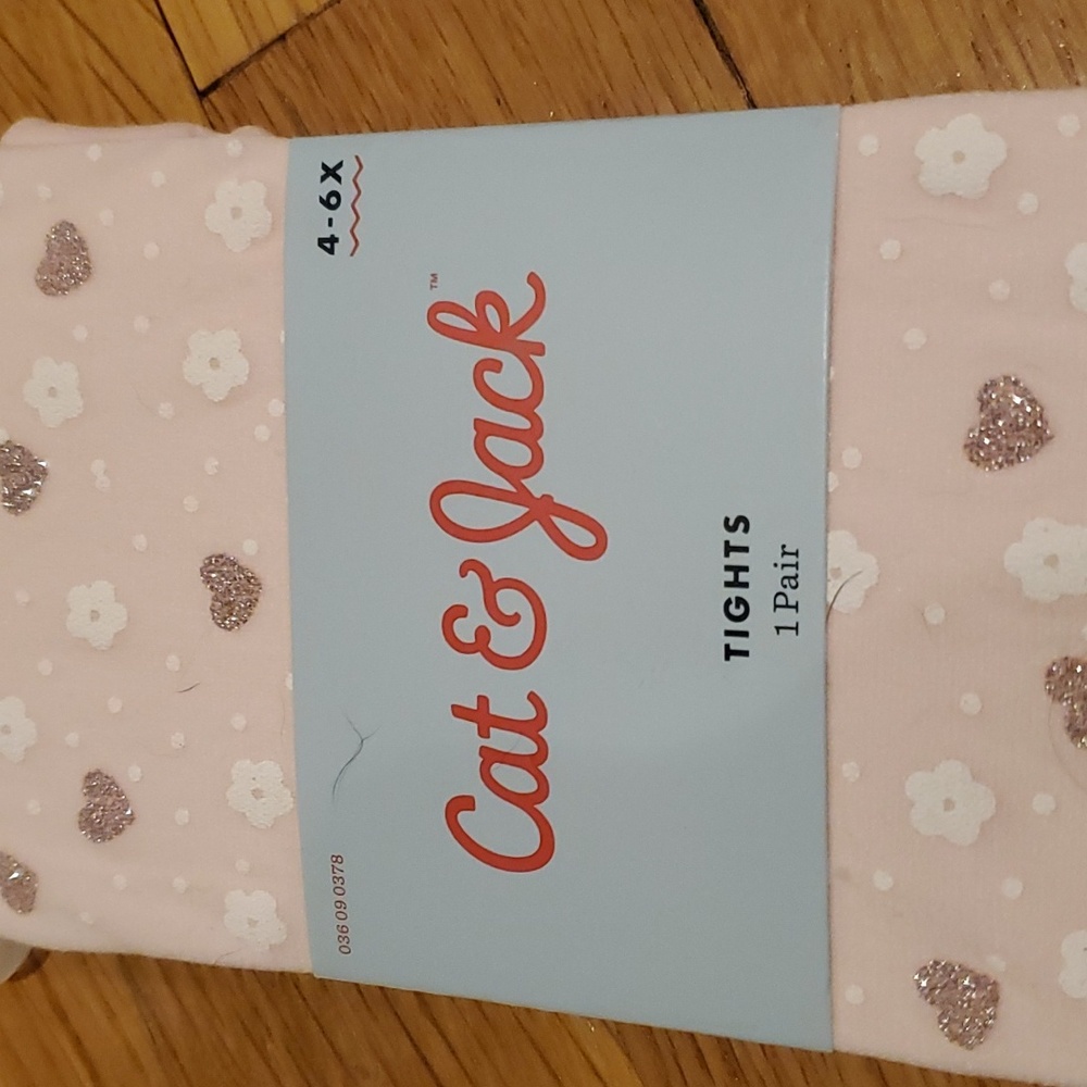 Girls flower and heart tights - Picture 2 of 5